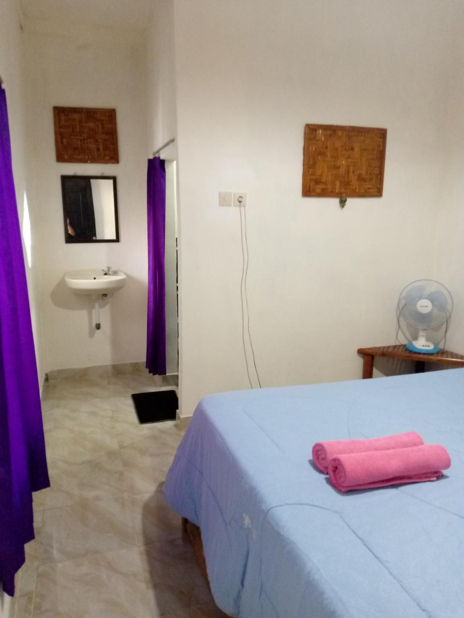 Syaqila Homestay Lombok Тетебату Экстерьер фото
