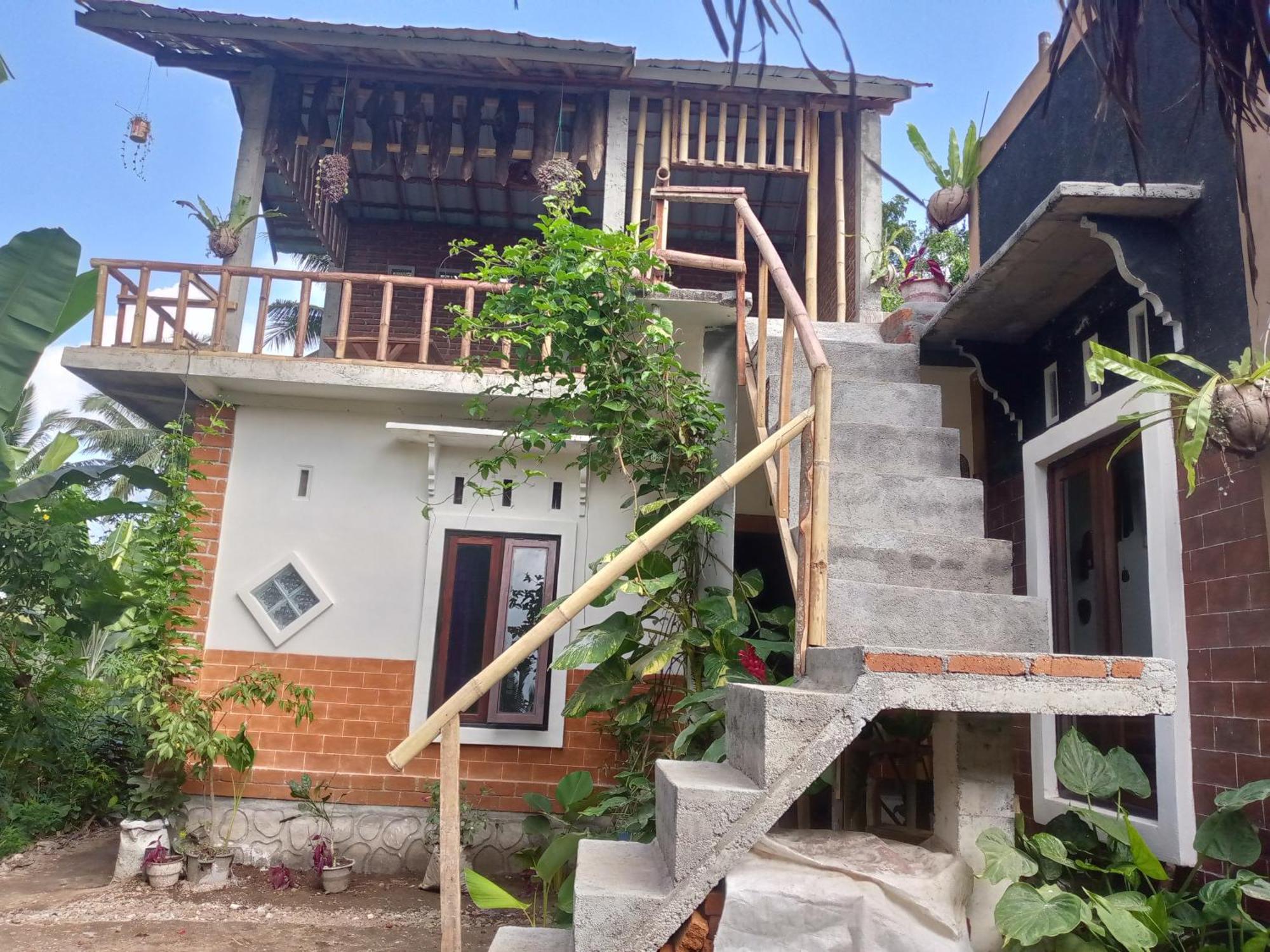 Syaqila Homestay Lombok Тетебату Экстерьер фото